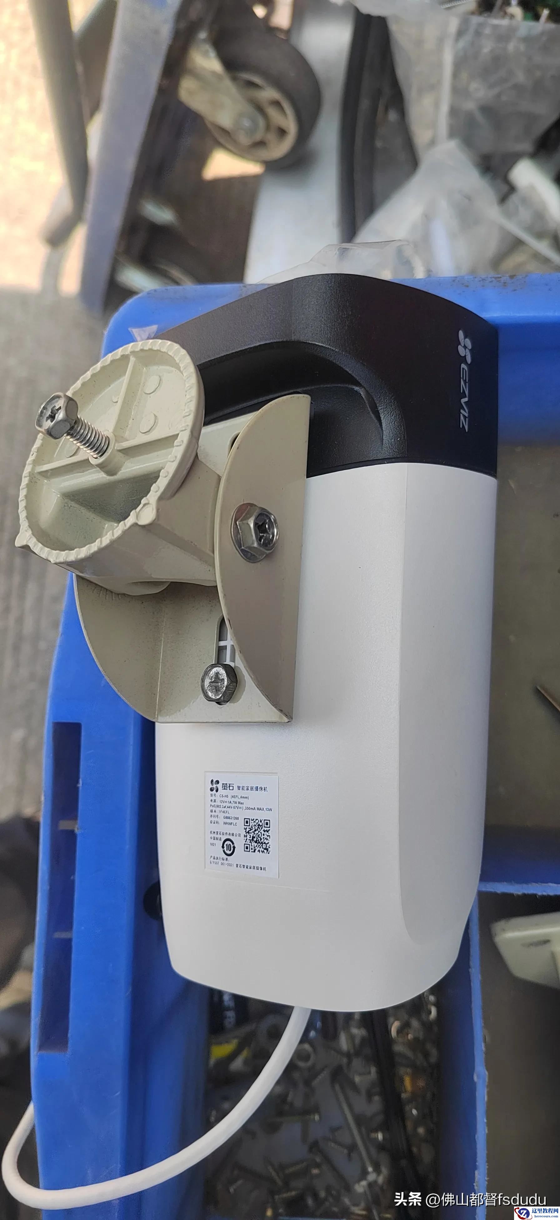 家庭要装监控摄像头哪个品牌好装几个合适？有小偷可以做证据吗？