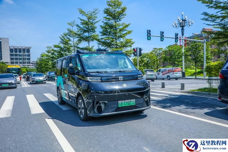 自我造血,文远知行Robotaxi的关键一步