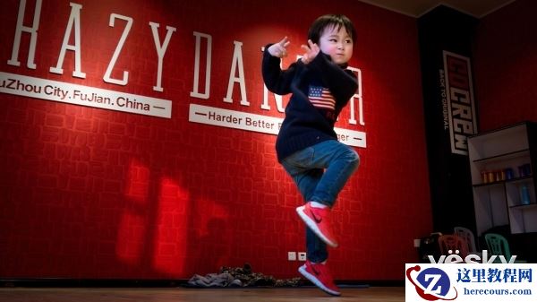 轻松摄影 口袋相机：索尼黑卡™RX100 V