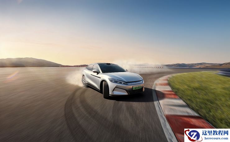 年轻人的第一台旗舰轿车，比亚迪汉L以划时代之名震撼上市，20.98万元起售