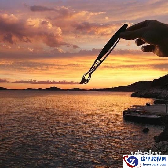 一部相机一张剪纸，他就惊艳了全世界