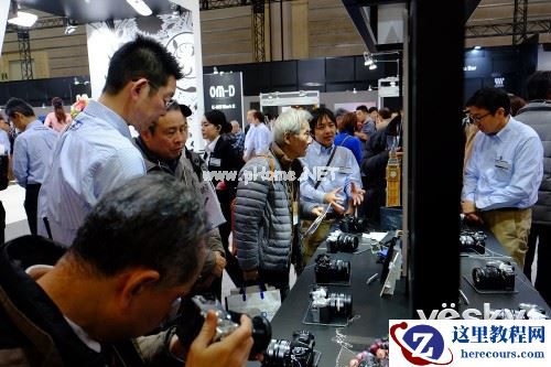 CP+2015:激情热情融合 奥林巴斯展台受追捧