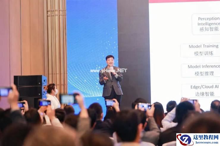 澳门大学须成忠：「保守」无法推动智能驾驶行业进步 | 第四届全球智能驾驶峰会