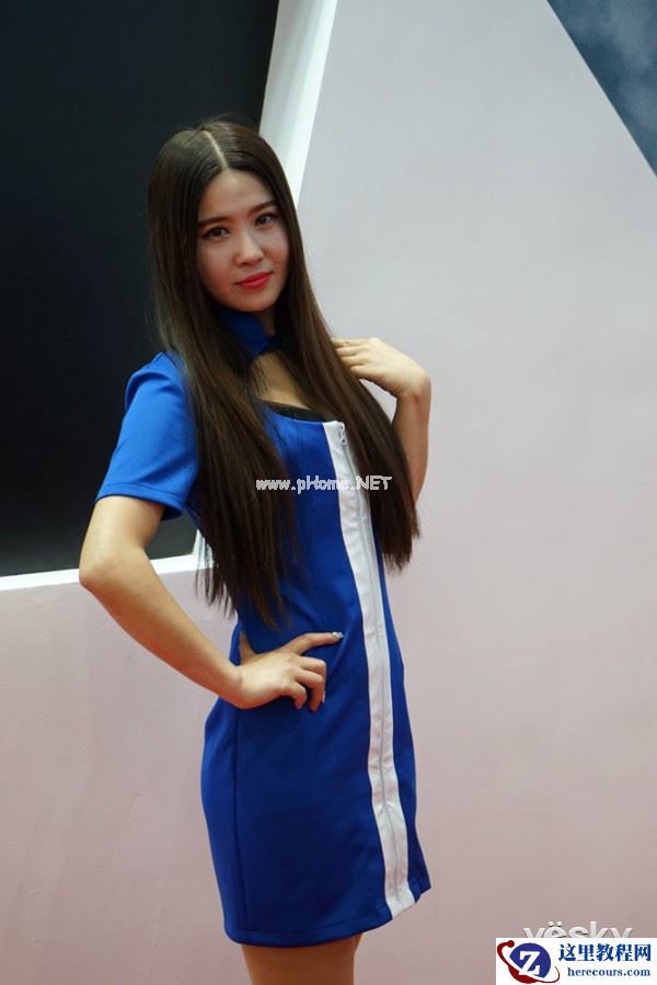 P&E2015：产品之外看点 奥林巴斯展台美女多