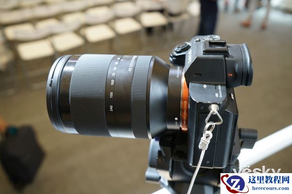 P&I2016:体验新产品 索尼长焦镜头惹人关注