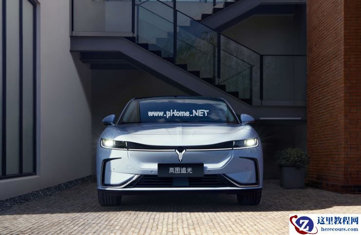 业内首搭半固态电池！岚图追光32.29万元起