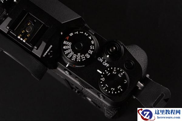 X系列十年之“利剑”，富士X-T4无反相机评测