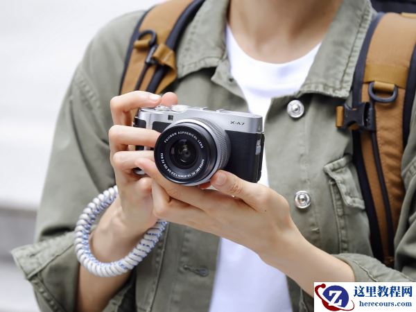 富士胶片推出FUJIFILM X-A7时尚无反数码相机