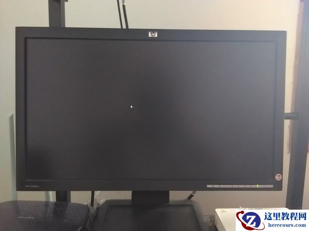 win7电脑经常开机黑屏只显示鼠标怎么解决？