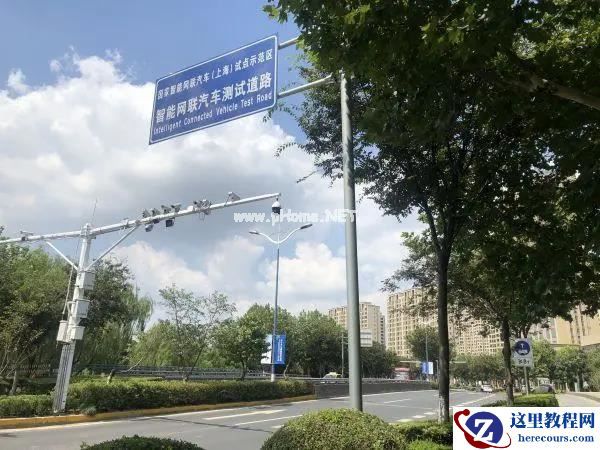 多城开跑，谁是自动驾驶「硬核之都」