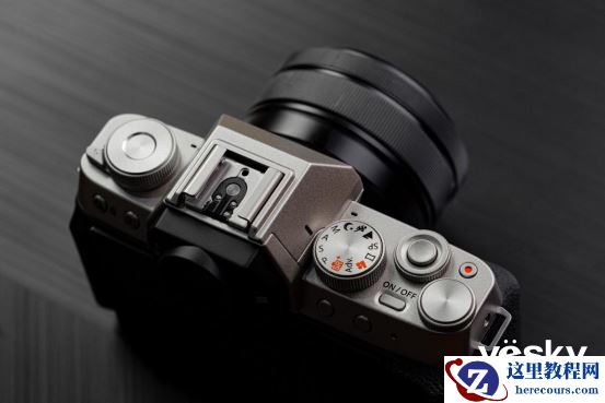 升级智能可视操控 富士X-T200无反相机评测