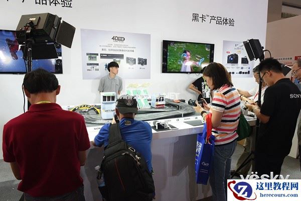 P&I2015:索尼新品亮点多 人气爆棚齐聚展台