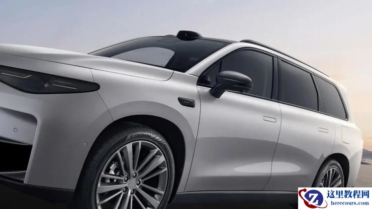 「平平无奇」的零跑C16，怎么就成「六座神车 」