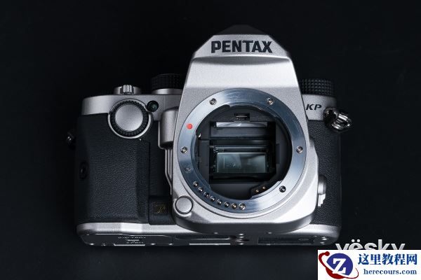 银色旋风 颜值爆表 文艺复古宾得KP外观赏析