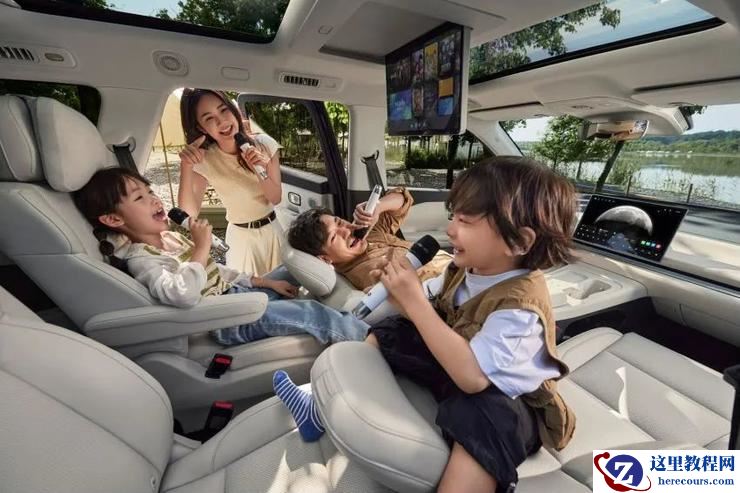 「平平无奇」的零跑C16，怎么就成「六座神车 」