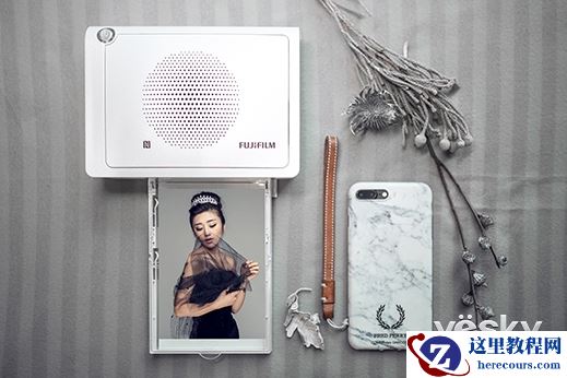 富士数码照片打印机Princiao Smart闪耀上市