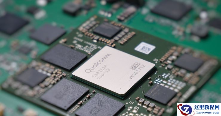 智能座舱自研，是砒霜还是蜜糖？