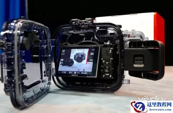 带上索尼黑卡潜水壳遇见神秘塞舌尔