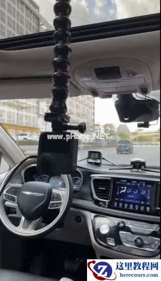 1612334037688127.gif 搭到一辆「真无人」的无人驾驶出租车是什么体验?丨新智驾实测