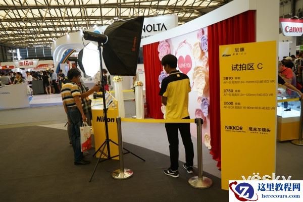 P&I2016：探访尼康展台 现场体验最新产品