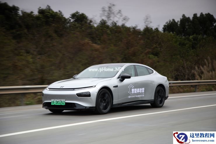 进化后的小鹏 NGP，变「稳」了 | 新智驾实地体验