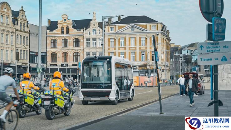 自我造血,文远知行Robotaxi的关键一步