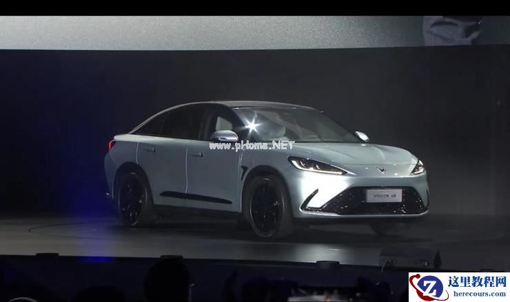 遭美团 CEO 王兴「暗讽」，华为自动驾驶，到底能不能打？丨新智驾实测