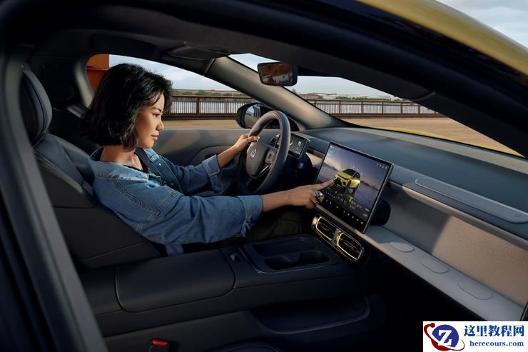 限时惊喜价 9.28 万起！零跑 Lafa5 正式上市 重塑 10 万级纯电轿跑价值标杆