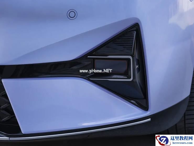 小鹏 P5 如何重新定义「智能家轿」？丨多维度对比评测