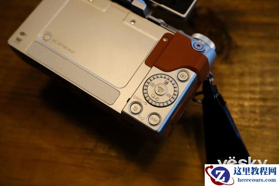 “10号”新女友 松下GF10将高颜值进行到底