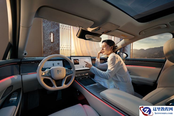 年轻人的第一台旗舰轿车，比亚迪汉L以划时代之名震撼上市，20.98万元起售