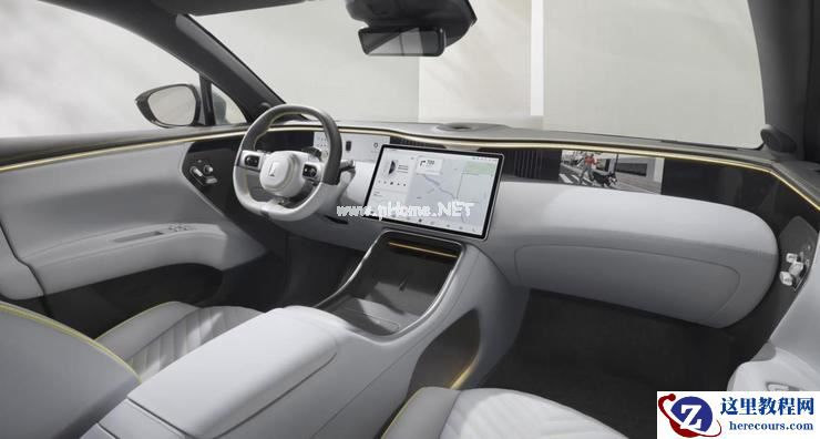 阿维塔11正式上市，长安汽车后发欲先至？