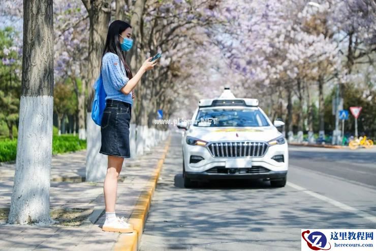 方向盘后拿掉安全员，百度Apollo甩开Waymo