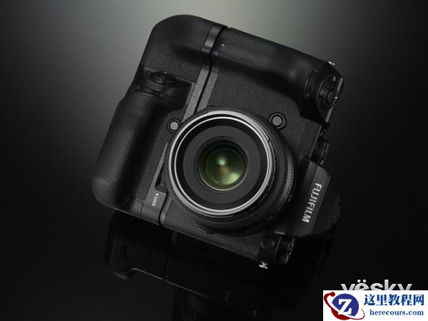 富士发布无反相机GFX系统 最高画质达5140万
