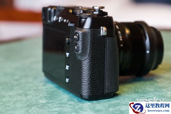 轻便造型 性能强劲 富士XE3上手简评
