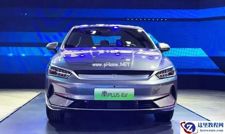 小鹏 P5 如何重新定义「智能家轿」？丨多维度对比评测