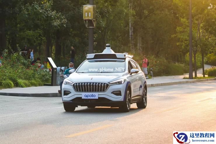 定义新基建交通路口中国标准,北京亦庄迈入智能交通发展新纪元