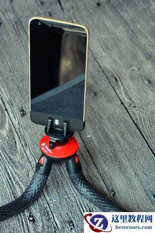 出游好伴侣 富图宝RM-100+ 迷你三脚架评测