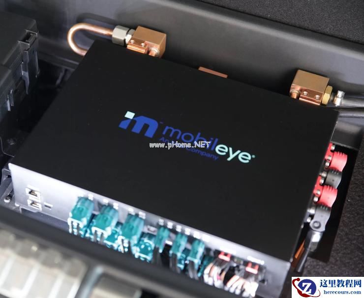 Mobileye 正式登上 L4 舞台！牵手蔚来、组 Robotaxi 车队，明年开始商业化运营