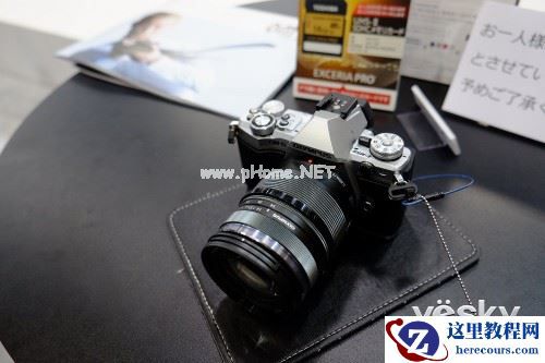 CP+2015:功能更完善 奥林巴斯E-M5II展出