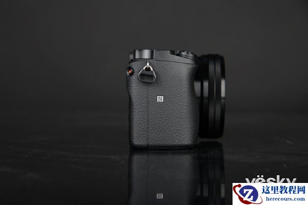 极速对焦 锁定精彩 索尼A6300外观评测