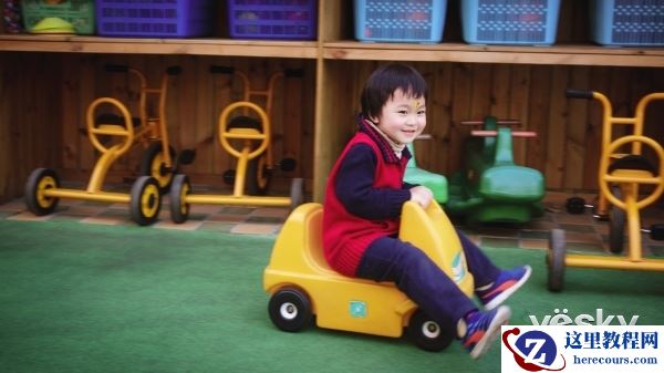 轻松摄影 口袋相机：索尼黑卡™RX100 V