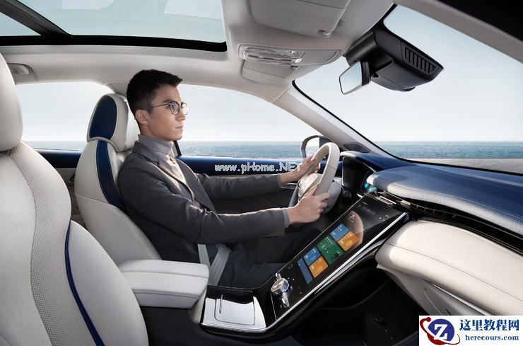 全球首款真5G智能电动车面世！上汽MARVEL R不止是科技感