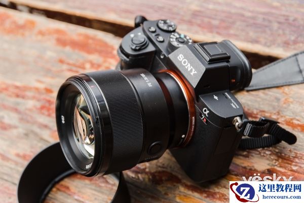 初春少女季 索尼 FE 85mm F1.8 人像外拍