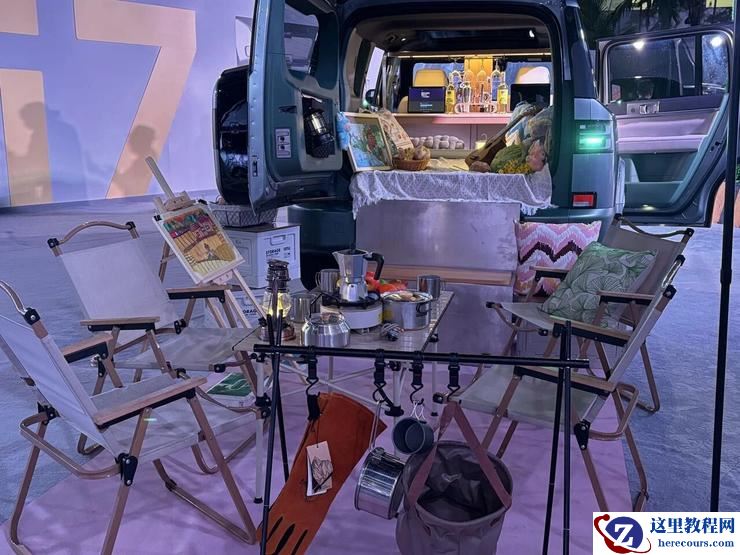 17.98万元起售,押注生态硬件,方程豹「钛7」抢占年轻家庭市场丨智驾前线