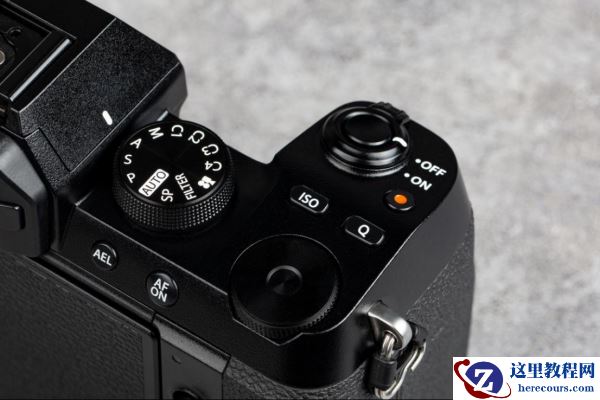 轻便之形,旗舰之心 富士X-S10无反相机评测