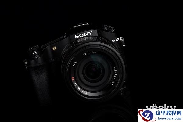 提速更精彩 索尼黑卡？相机RX10II外观评测