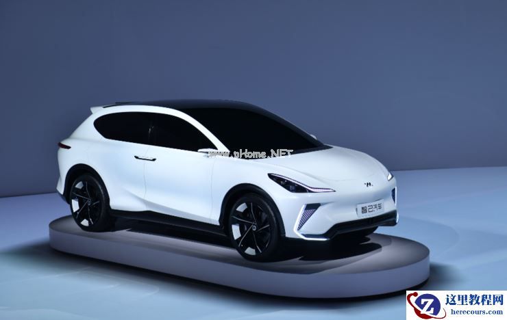 上汽、浦东、阿里火速做「智己」：100 亿、20 天、2 款车