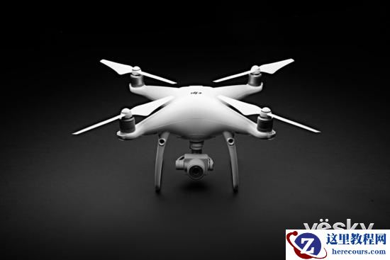 狂炫黑科技不能停 大疆新款航拍无人机登场