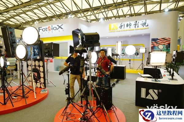 P&I2017:Godox神牛参展上海国际摄影器材展